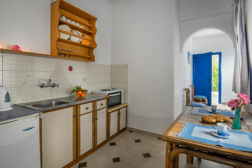 Creta Sky Apartment Achlia Exterior photo