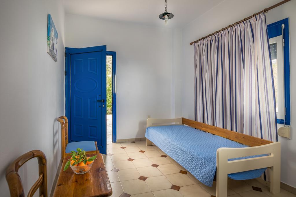 Creta Sky Apartment Achlia Exterior photo
